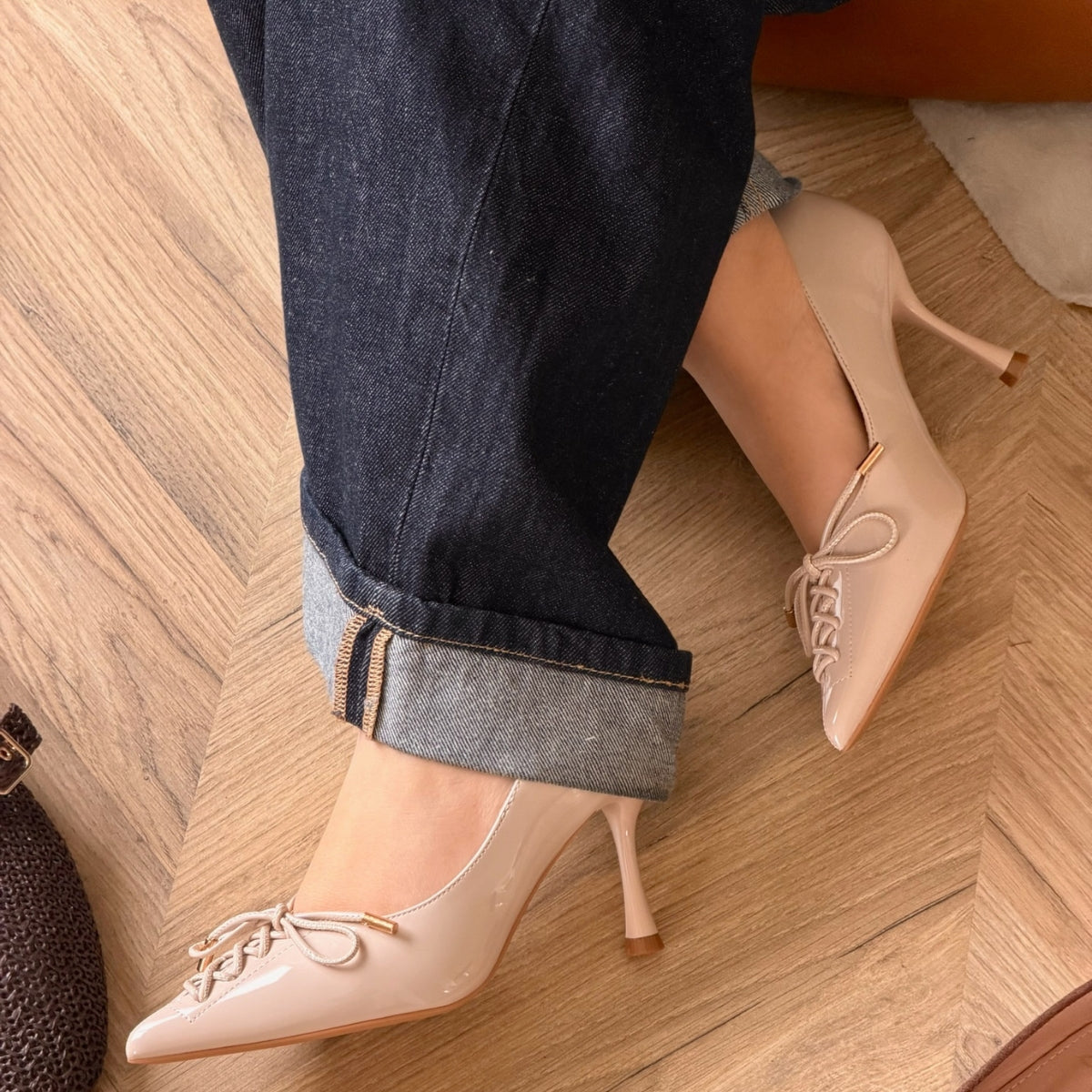 HEELS