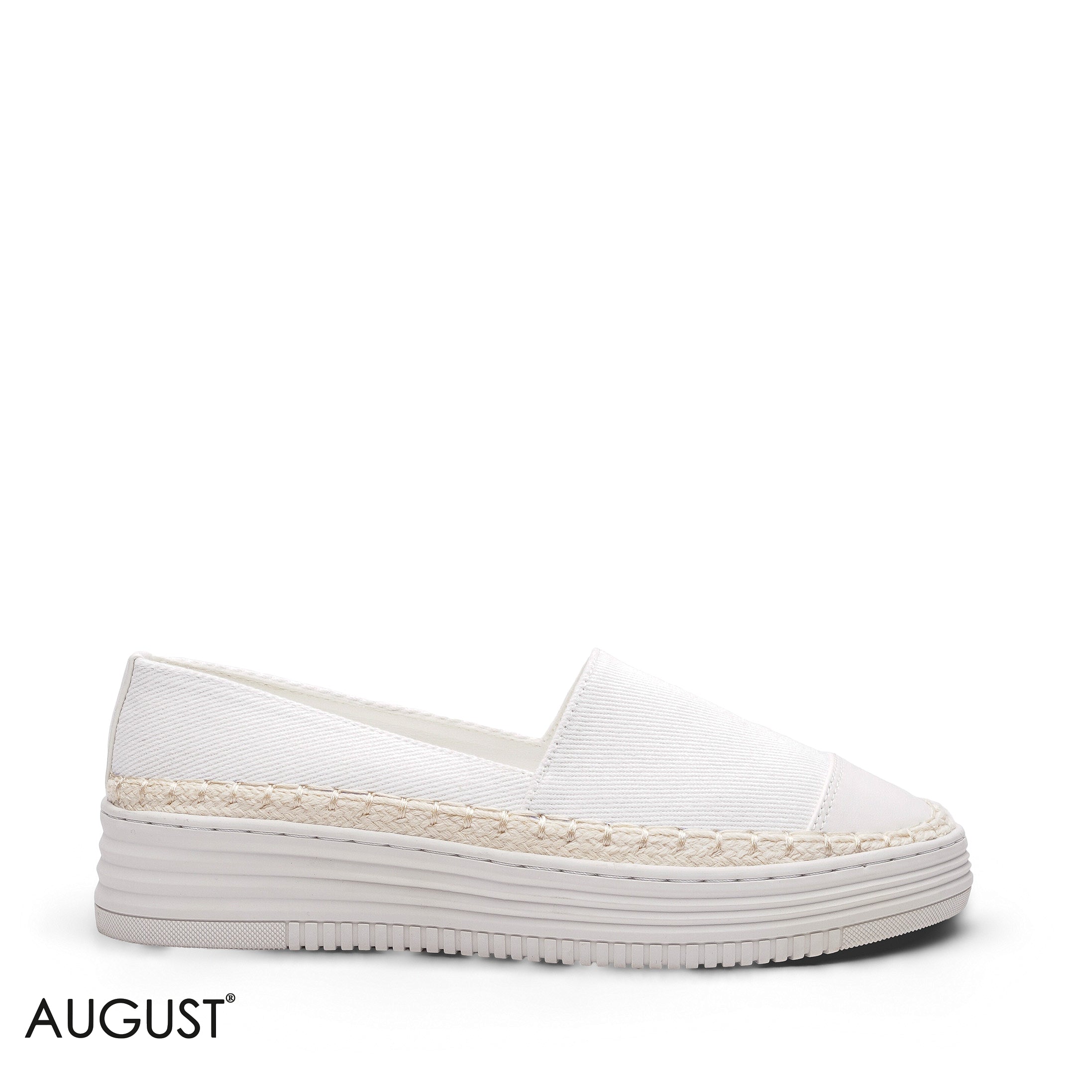 ELEGANT WHITE CLASSIC POINTED TOE FLAT
