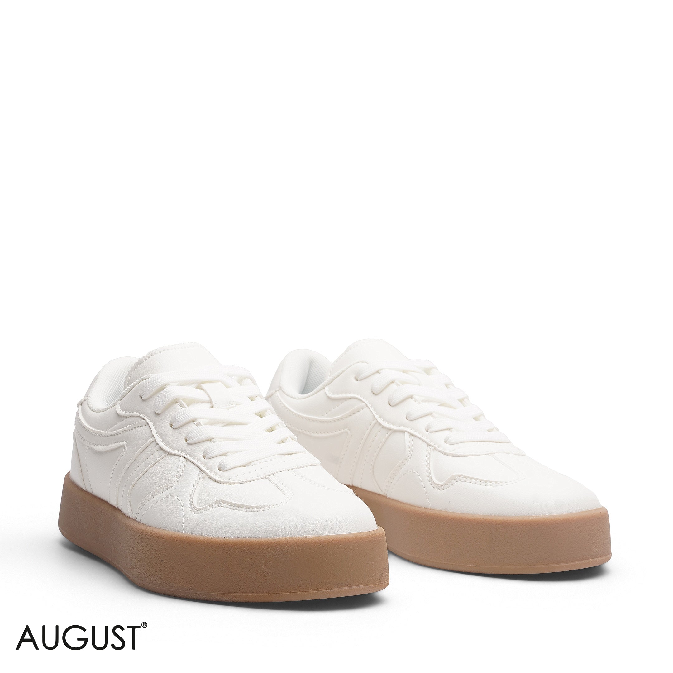 WHITE SUEDE LEATHER
SNEAKERS WITH RUBBER SOLE