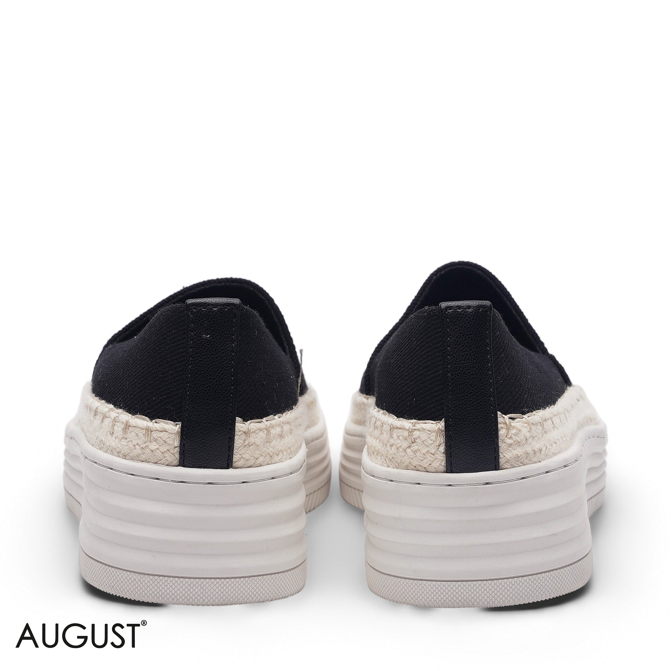 ELEGANT BLACK CLASSIC POINTED TOE FLAT