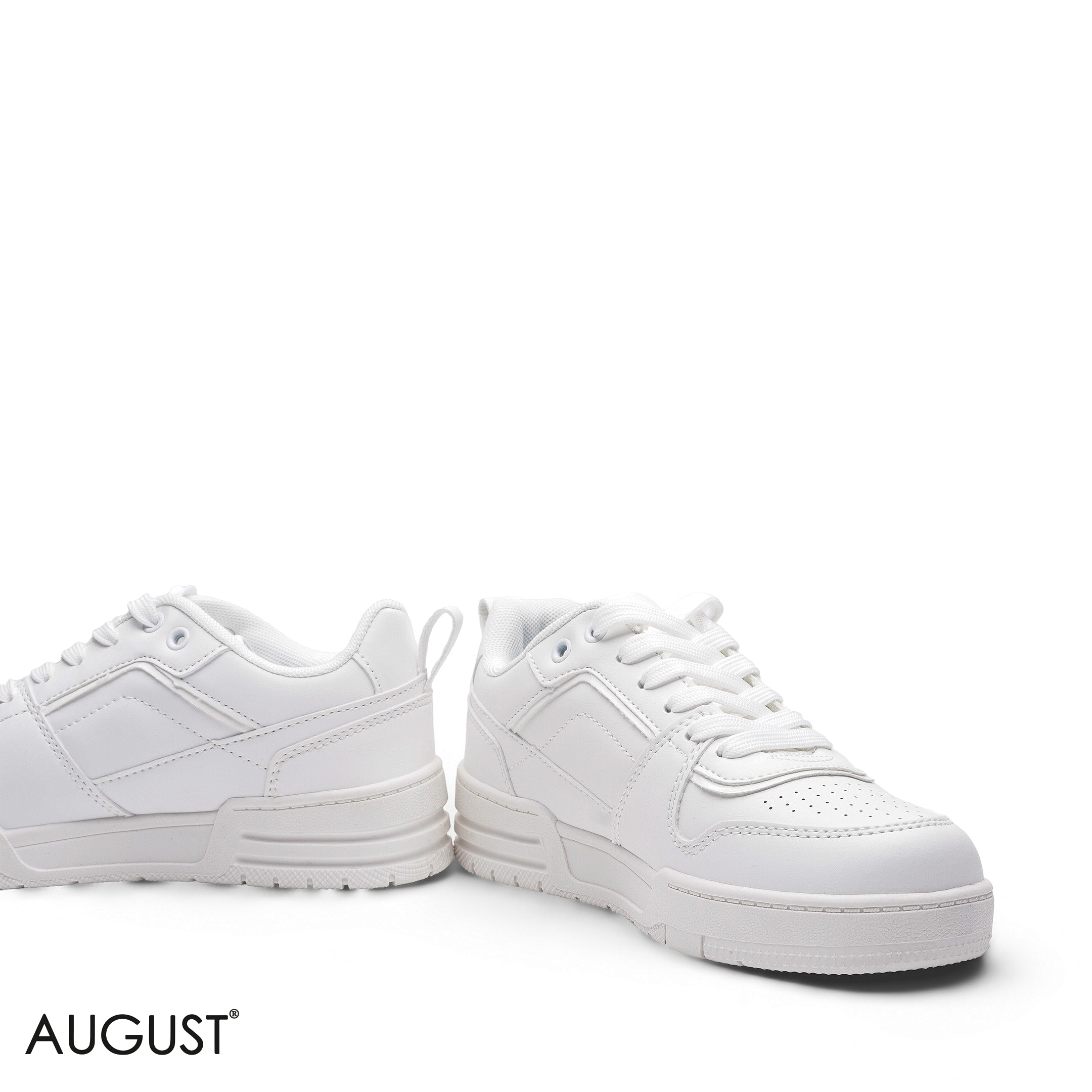 Elegant All-White Chunky Sole Sneaker