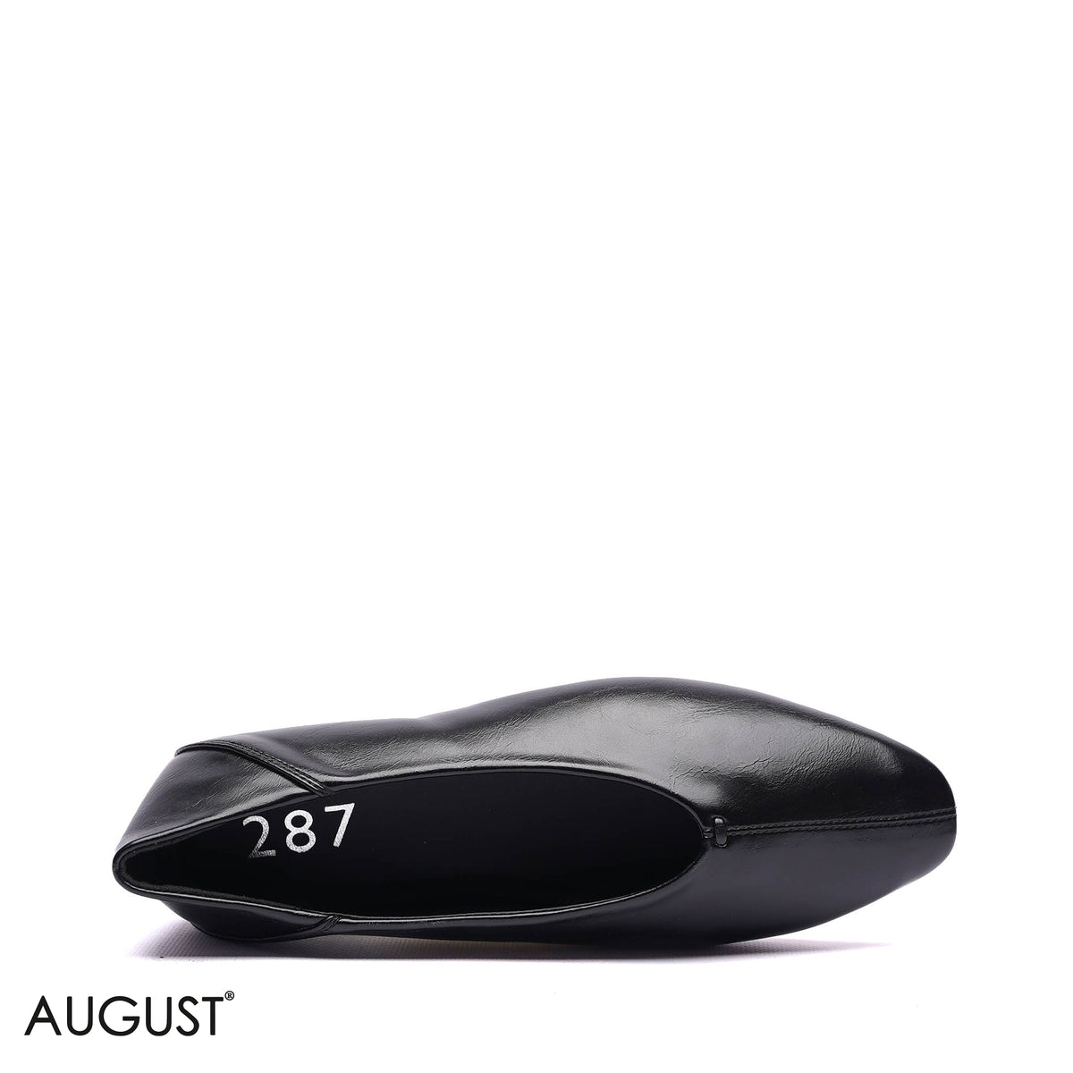 MINIMALIST ALMOND TOE BALLET FLATS