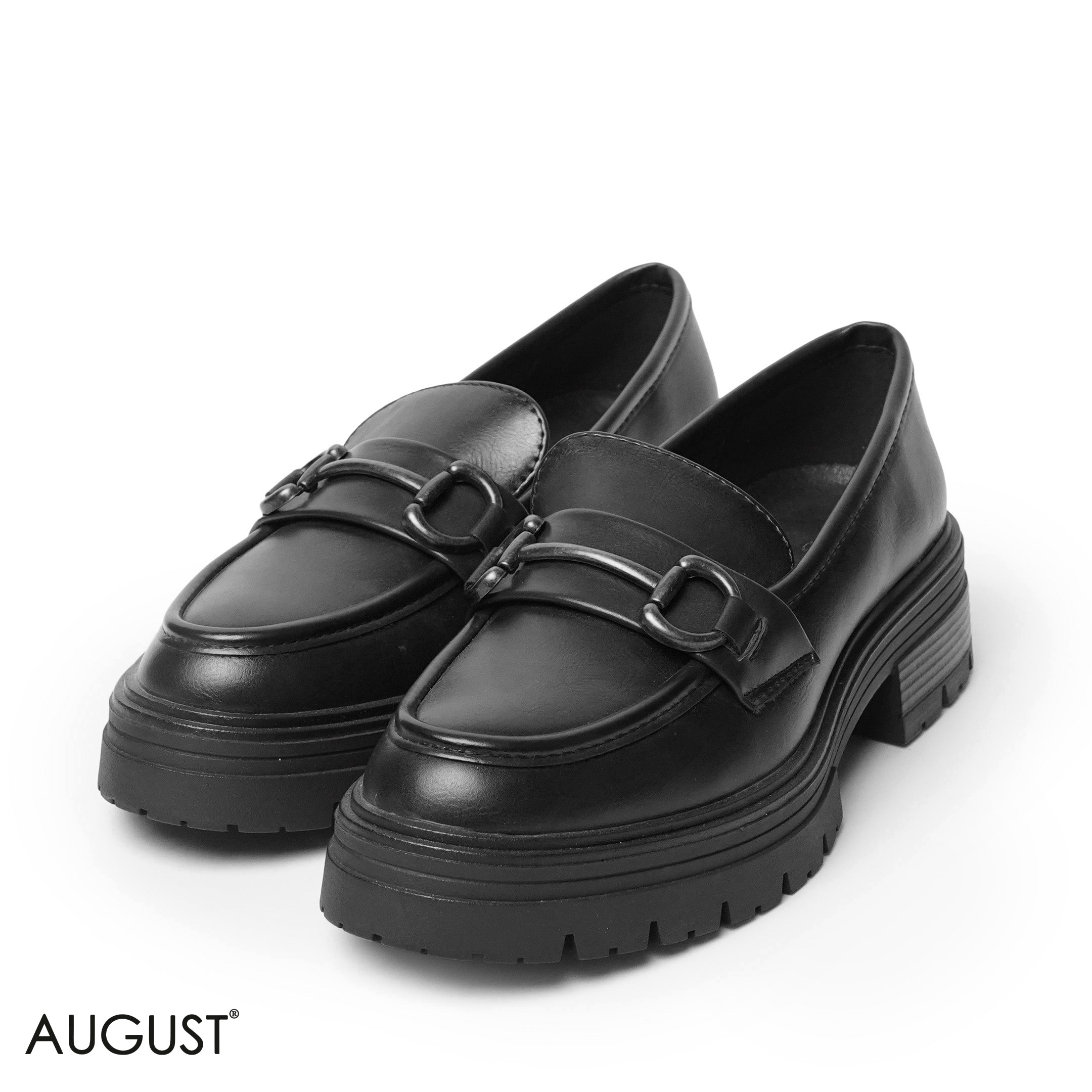 BLACK LEATHER LOAFERS WITH METAL CHAIN