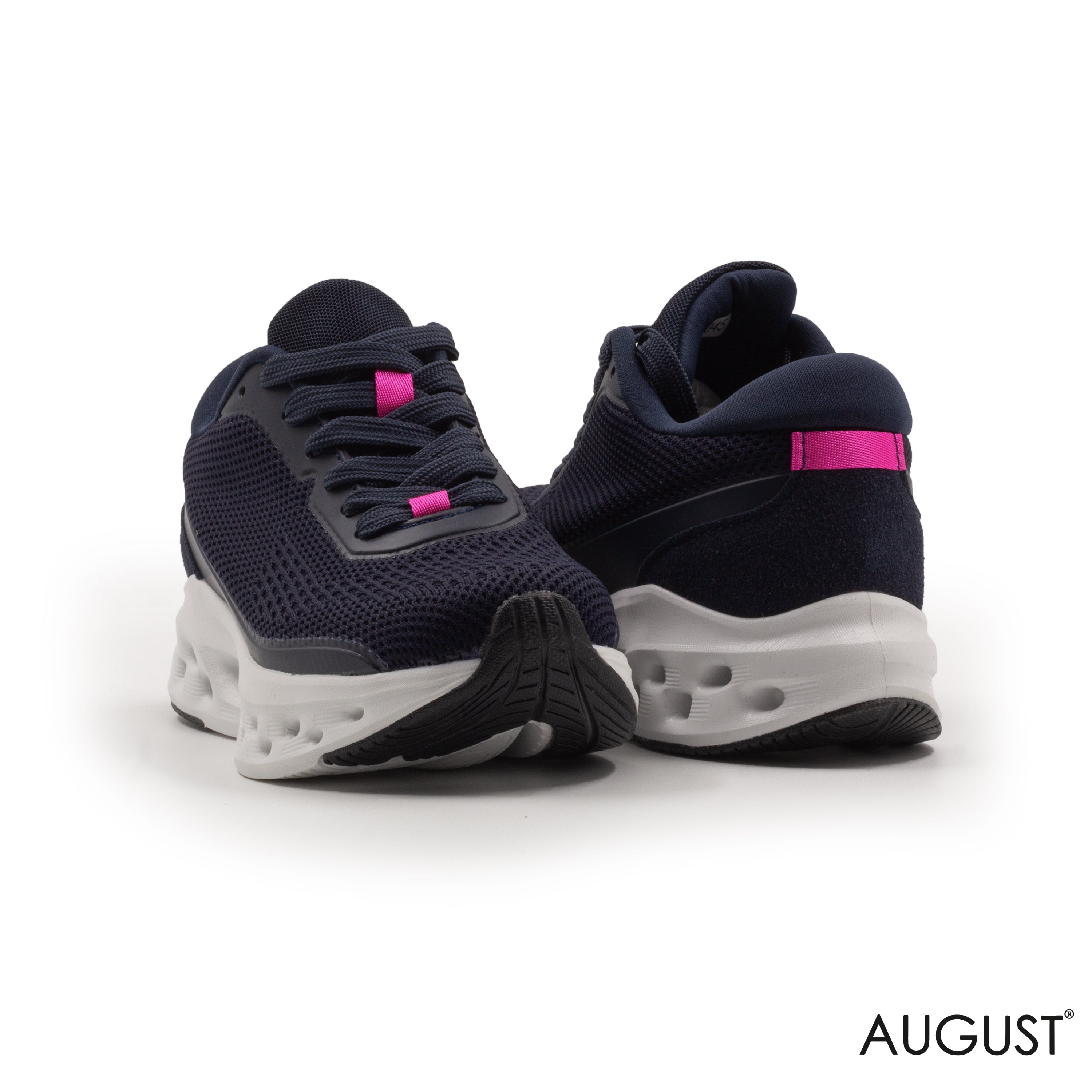 RUNNING SHOES WITH A CUSHIONED FOOTBED AND RUBBER OUTSOLE