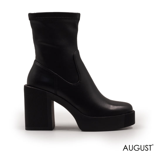 LEATHER HEELED ANKLE BOOTS