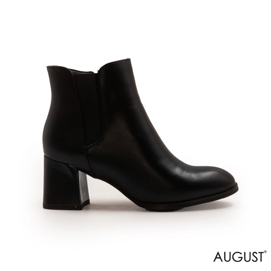 LEATHER ANKLE BOOTS WITH ROUND TOE