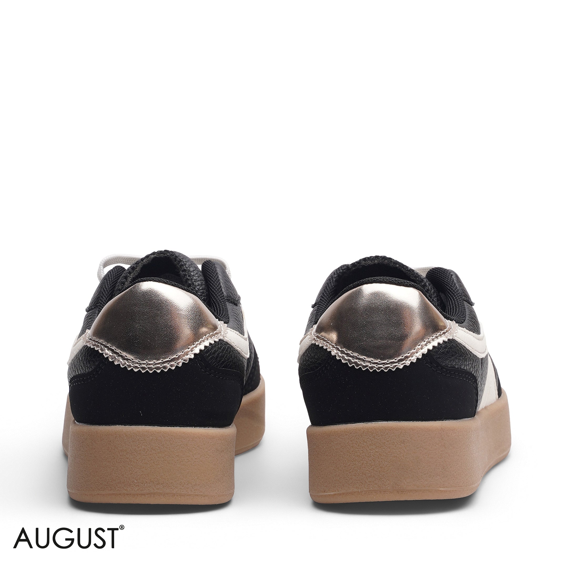 BLACK SUEDE LEATHER
SNEAKERS WITH RUBBER SOLE