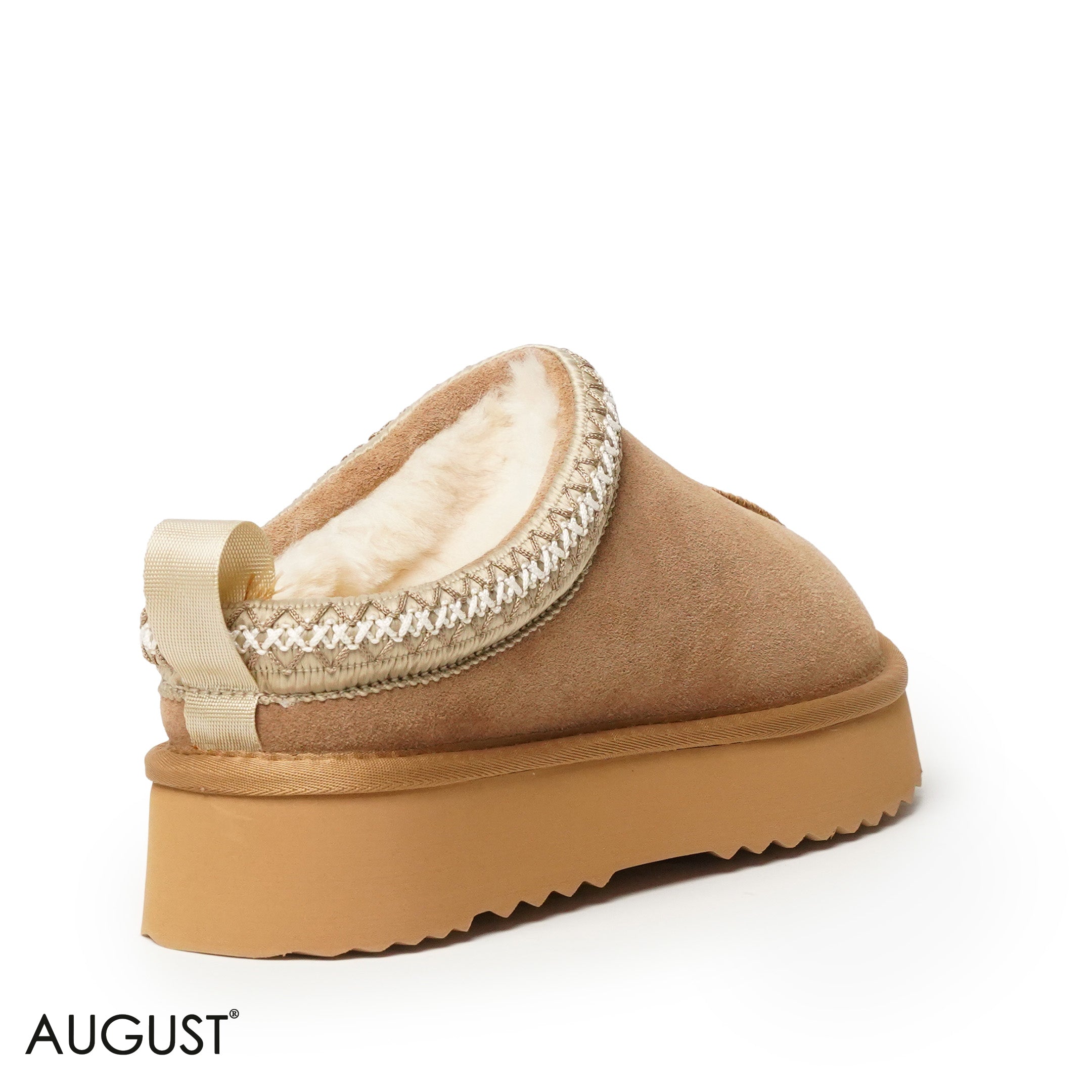 CHESTNUT SUEDE LEATHER UGGS WITH DETAIL TOUCH